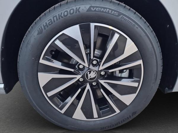 Skoda Superb Combi Selection TSI iV Hybrid