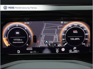 Volkswagen Multivan Edition Lang AHK 7Sitzer Vis-a-Vis Navi