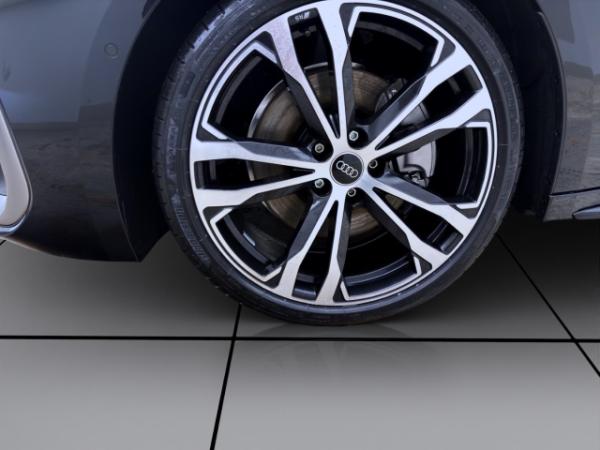 Audi A5 Avant TDI Q S LINE MATRIX AHK NAVI 20LM