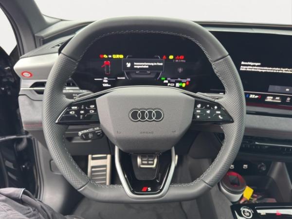 Audi Q6 e-tron Sportback performance 225 kW AHK Pano Luftfeder Leder BLP 99.500€