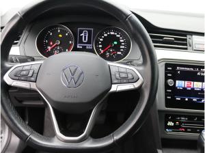 Volkswagen Passat Variant 2.0 TDI DSG / Navi, LED, RFK, ACC