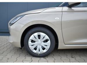 Suzuki Swift Club 1.2l M/T Dualjet Hybrid