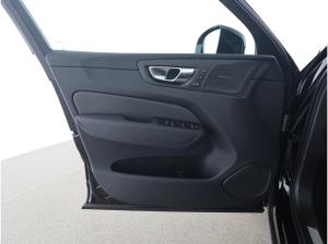 Volvo XC60 T8 Plus Black Edition 0,5%/360°CAM/AHK/BLIS/ACC