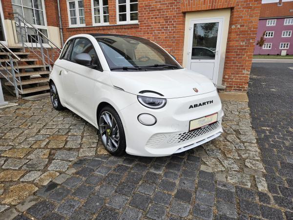 Abarth 500C E Turismo Cabrio - Vollausstattung - sofort verfügbar