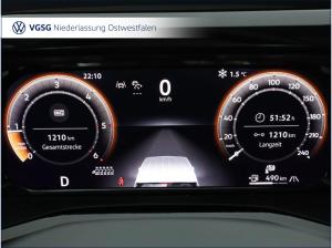 Volkswagen Multivan Life Lang 7Sitzer AHK DCC Pano Multitisch