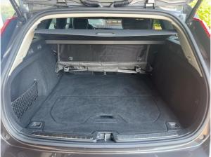 Volvo V60 Kombi B4 Core 145 Mild-Hybrid