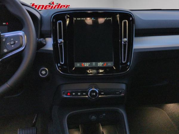 Volvo XC40 B3 B DKG Core+WinterPak.+360°+SOFORT