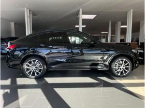BMW X4 x30d HUD ACC SuView PanoD.Laser Standh.AHK 20