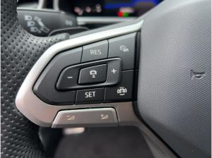 Volkswagen T-Roc 1.5 TSI R-Line DSG LED AHK Kamera Sitzhzg