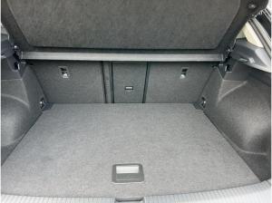 Volkswagen T-Roc Life 1.5 TSI 5JGAR LED ACC Kamera GOAL