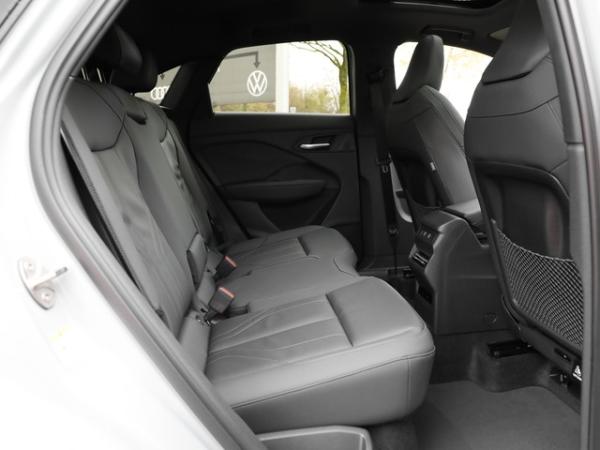 Audi Q3 Sportback 	 2 x S line ACC LED+ TechPlus Pano virtual