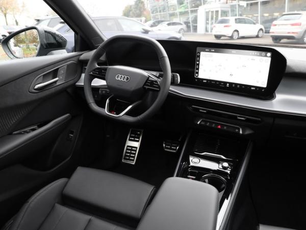Audi Q3 Sportback 	 2 x S line ACC LED+ TechPlus Pano virtual