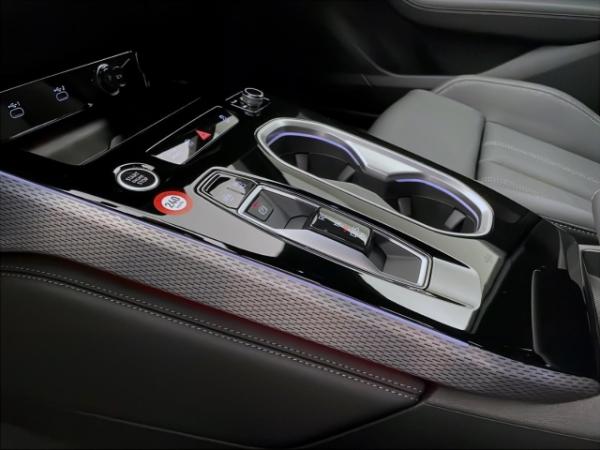 Audi A6 Avant e-Hybrid quattro ❗️SOFORT VERFÜGBAR🚀