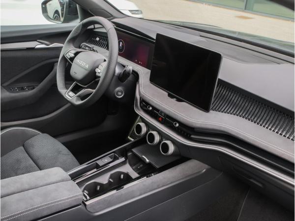 Skoda Superb Combi 2.0 TDI 4x4 Sportline DSG AHK Navi