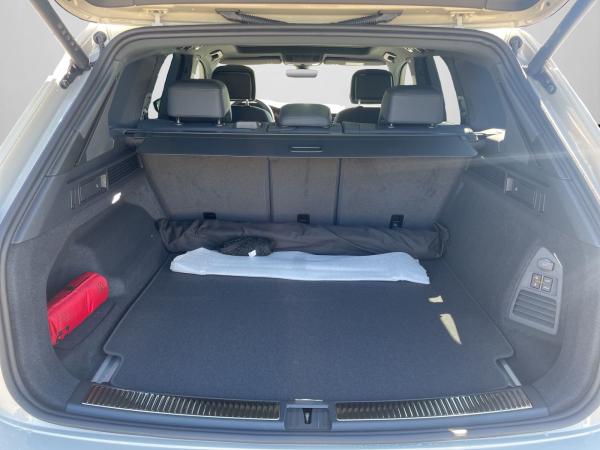 Volkswagen Touareg R-Line 3.0 TDI 4 Motion