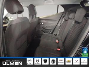 Peugeot 2008 e Active Elektro CarPlay "sofort Verfügbar"