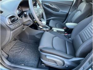 Hyundai i30 cw 1.5 T-GDI Advantage LED+Navi+SHZ+2xKlima