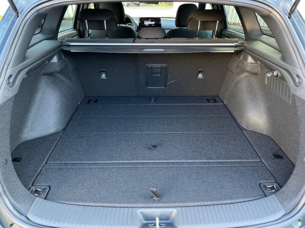 Hyundai i30 cw 1.5 T-GDI Advantage LED+Navi+SHZ+2xKlima