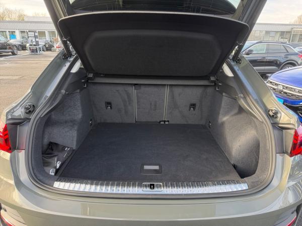 Audi Q3 Sportback S line 35 TFSI S tronic SHZ ACC PDC Navi Klima