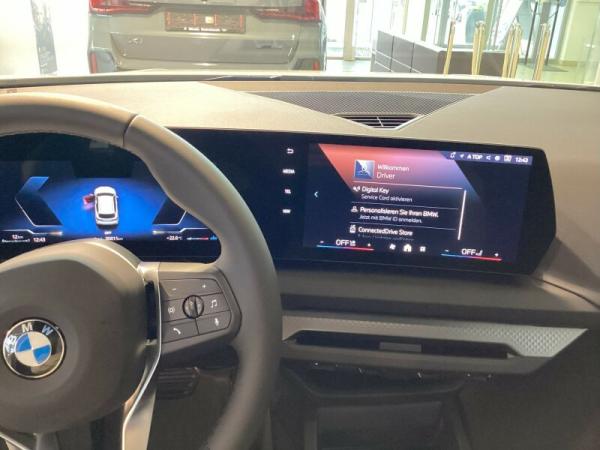 BMW 116 Lenkrhz, Keyless, Matrix, Navi, Kamera, Shz - TOP KONDITIONEN