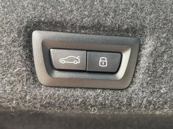 BMW i5 xDrive40 Limo. M-PRO *0,25% Versteuerung und sehr gute Konditionen ZUSCHNAPPEN*