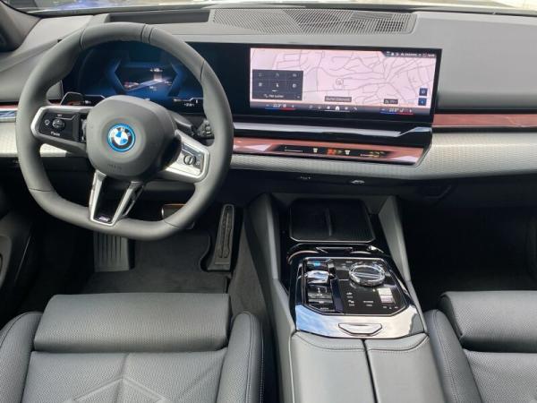 BMW i5 xDrive40 Limo. M-PRO *0,25% Versteuerung und sehr gute Konditionen ZUSCHNAPPEN*