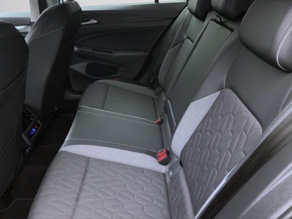 Volkswagen Golf 1.5 TSI - GOAL💥FAST START DEAL💥 AHK NAVI LED PDC