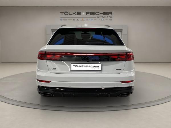 Audi Q8 3.0 quattro TDI W Pano S-line ACC AHK AUT 360 Audi Q8 3.0 quattro TDI W Pano S-line ACC AHK AUT 360