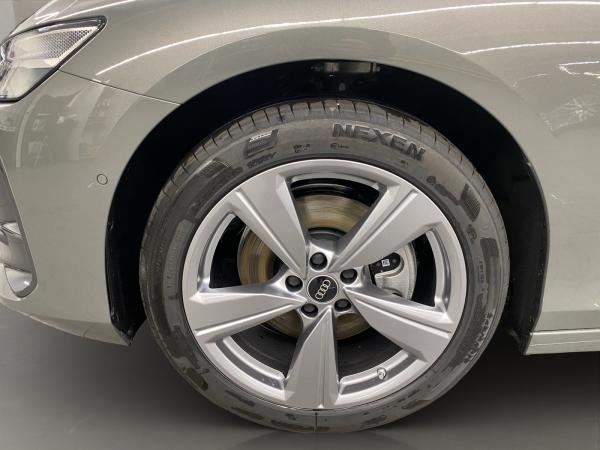 Audi A6 Avant 2.0 TDI W ACC AUT Virtual el.Heck 360