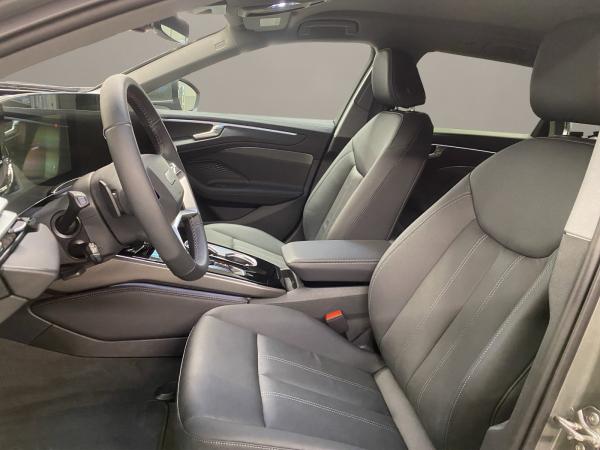 Audi A6 Avant 2.0 TDI W ACC AUT Virtual el.Heck 360