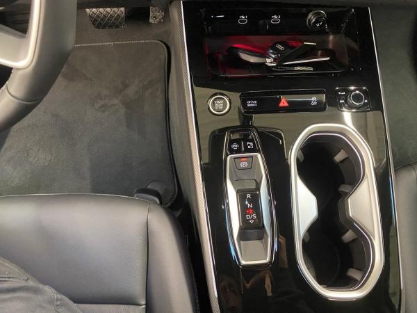 Audi A6 Avant 2.0 TDI W ACC AUT Virtual el.Heck 360