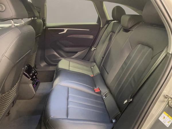 Audi A6 Avant 2.0 TDI W ACC AUT Virtual el.Heck 360