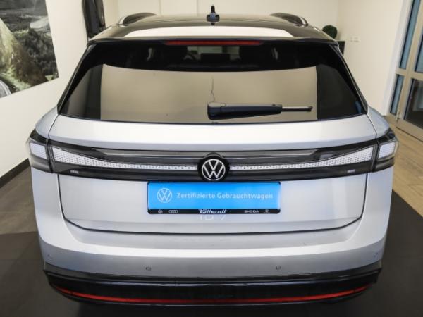 Volkswagen ID.7 Tourer Pro Panodach AHK Winterräder