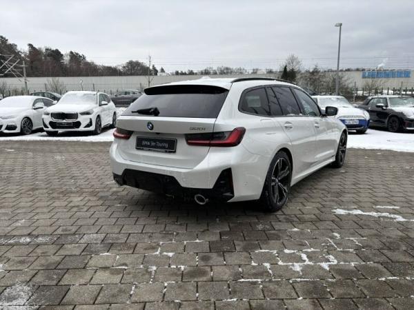 BMW 320 320i Touring M-SPORT INNOV. ACC, AHK, PANO. UVM.