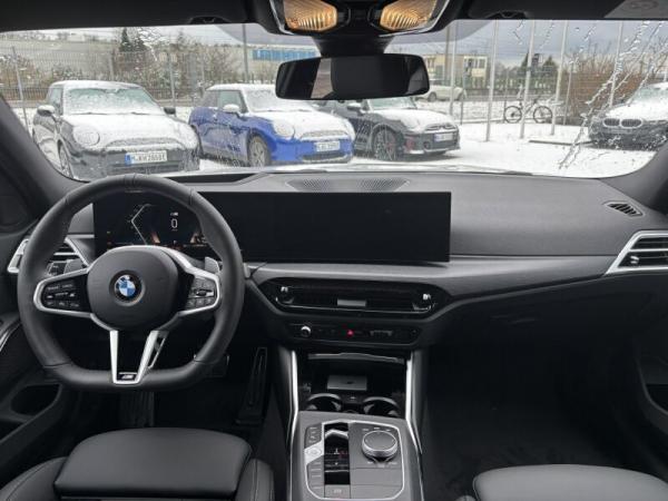 BMW 320 320i Touring M-SPORT INNOV. ACC, AHK, PANO. UVM.