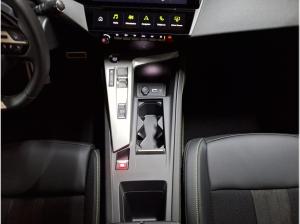 Peugeot 408 GT SOFORT VERFÜGBAR VOLL AUSSTATTUNG Peugeot 408 GT SOFORT VERFÜGBAR VOLL AUSSTATTUNG