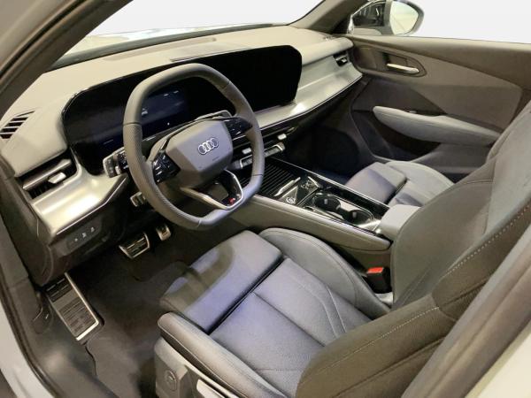 Audi Q3 SUV TDI S tronic ACC AHK AUT Kam. LED