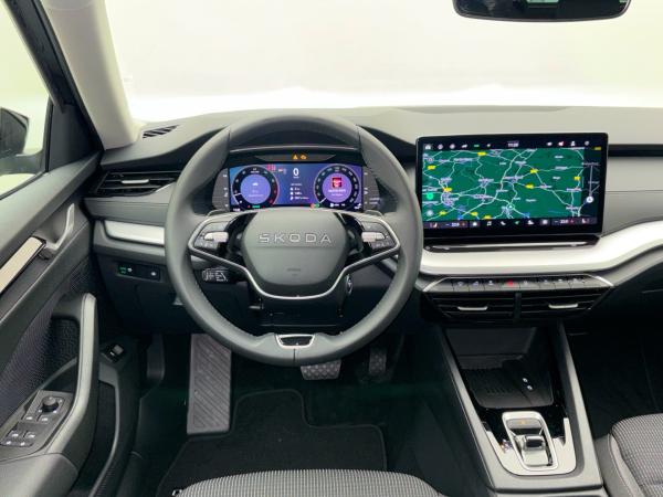 Skoda Octavia 2.0 TDI DSG *Selection* Full-Service inkl. Winterräder !! SOFORT VERFÜGBAR !!