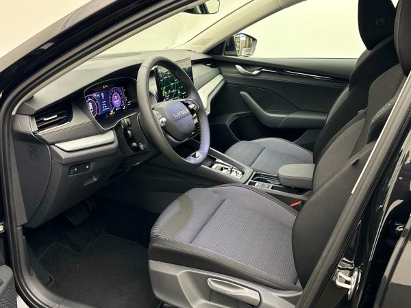 Skoda Octavia 2.0 TDI DSG *Selection* Full-Service inkl. Winterräder !! SOFORT VERFÜGBAR !!