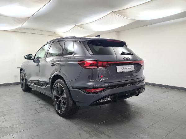 Audi Q6 e-tron qu Tech pro Pano Carbon B&O S-Sitz Nav