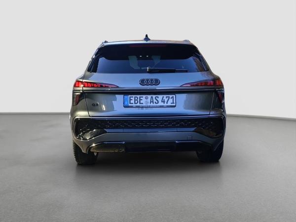 Audi Q3 S line SUV 1.5 TFSI LED Virtual Kamera