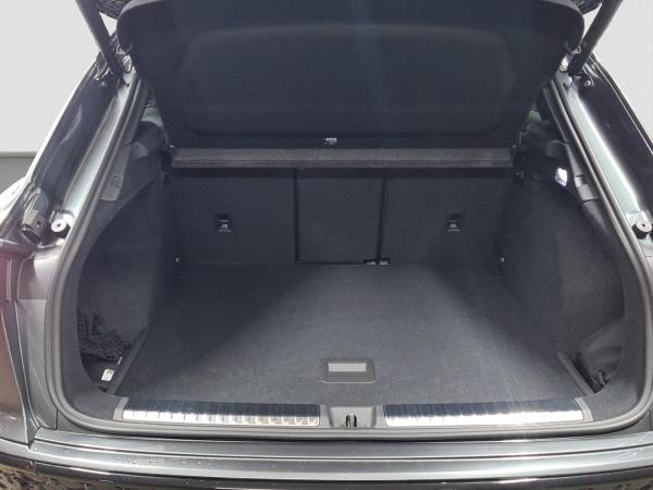 Audi Q3 S line SUV 1.5 TFSI LED Virtual Kamera