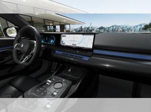 BMW i5 xDrive40 Touring ab 07/2026 als Vorführwagen!