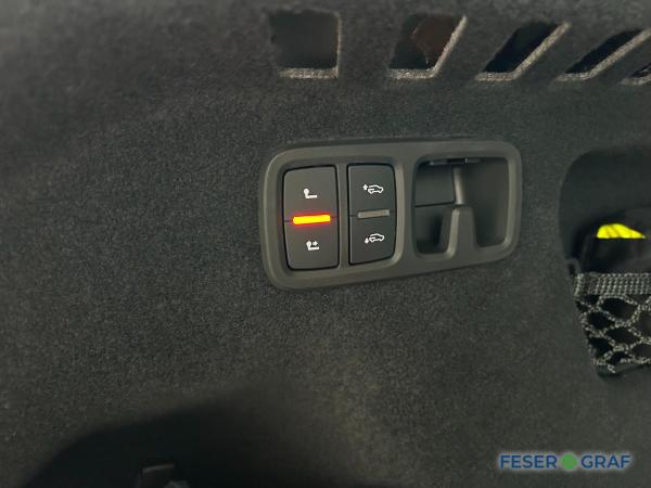 Audi Q8 S line business *-21% für Sonderabnehmer*