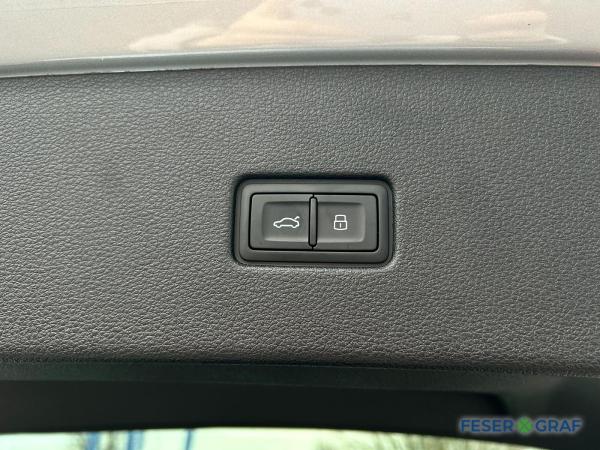 Audi Q8 S line business *-21% für Sonderabnehmer*