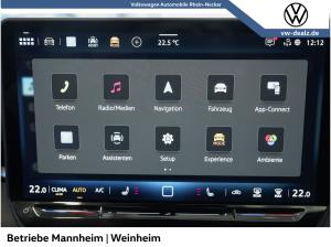 Volkswagen T-Roc R-Line 1.5 l eTSI DSG Navi LED DAB APP