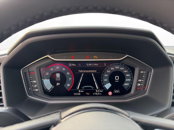 Audi A1 Sportback 30 TFSI S-LINE HERITAGE 8-FACH BEREIFT