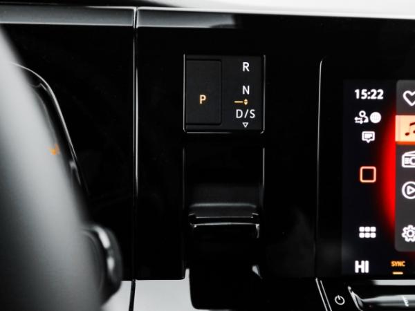 Volkswagen T7 Multivan Edition 2.0 TSI DSG LÜ AHK Navi Kamera