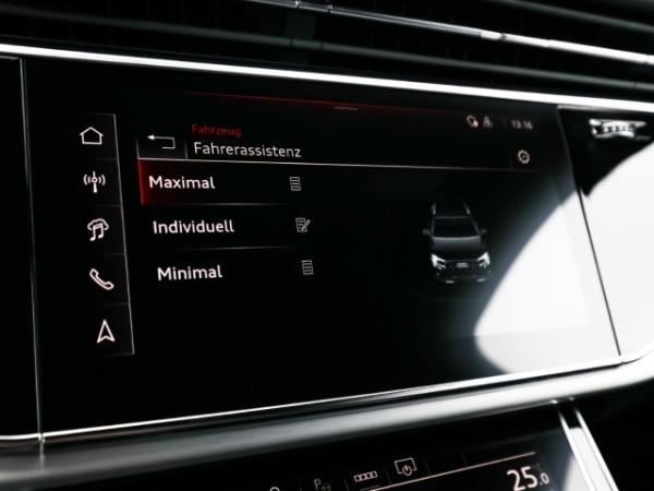 Audi Q7 55 TFSIe quattro S line business Laser ACC Navi Leder