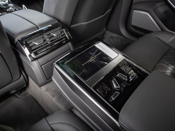 Audi S8 TFSI